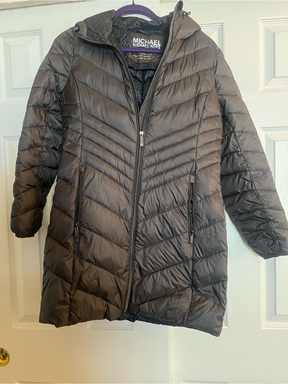 Michael Kors  Black Quilted packable, down blend,Puffer Coat with Hood Small